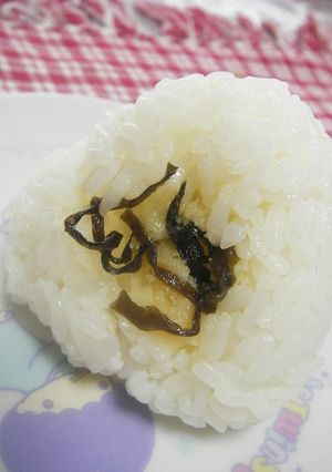 ❤クリームチーズ＆塩昆布❤おにぎりぃ-レシピのメイン写真