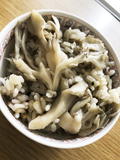 まいたけ茶リメイクで炊き込みご飯!-レシピのメイン写真