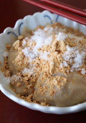 昼おやつ♪片栗粉で胡桃入り豆乳わらび餅-レシピのメイン写真