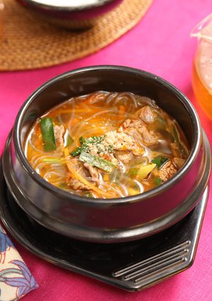 牛肉とたっぷり野菜のユッケジャンスープ-レシピのメイン写真
