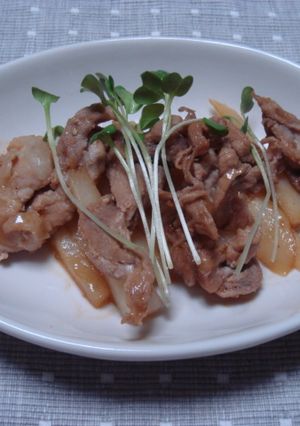 山芋と豚肉のピリカラ炒め物-レシピのメイン写真