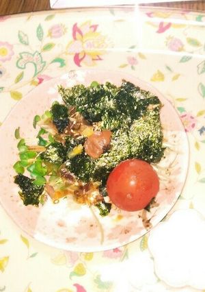 カイワレ大根を海苔と鰹節で(^q^)-レシピのメイン写真