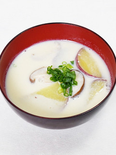 さつまいもと豆乳のみそ汁-レシピのメイン写真