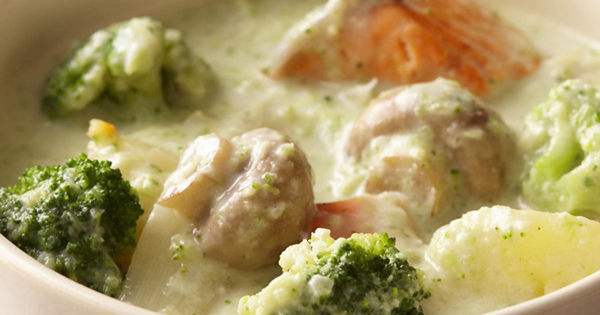 ブロッコリーが主役のクリームシチュー by おいしいコープのキッチン