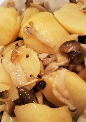しめじとじゃがいものバタポン炒め-レシピのメイン写真