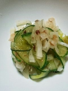 大根と胡瓜の梅肉和え-レシピのメイン写真