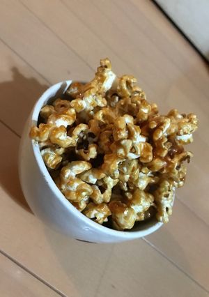 とびきりのキャラメルソースでポップコーン-レシピのメイン写真