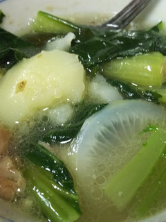 簡単絶品・野菜たっぷりの豚骨スープ-レシピのメイン写真