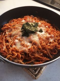 韓国風アレンジの辛旨インスタントラーメン-レシピのメイン写真