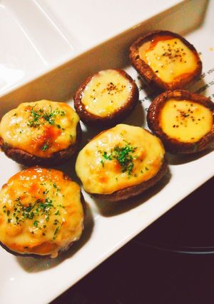 簡単!2種の椎茸のチーズ焼き-レシピのメイン写真