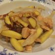 甘くない!さつまいもとツナの炒め物。