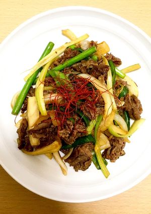 牛肉とセロリの炒め物-レシピのメイン写真