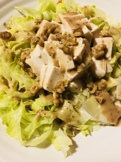 サイコロ豆腐&くるみのレタスサラダ-レシピのメイン写真