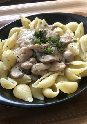 サワークリームのチキンストロガノフ-レシピのメイン写真