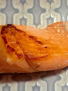 皮まで美味しい 秋鮭のフライパン焼き-レシピのメイン写真