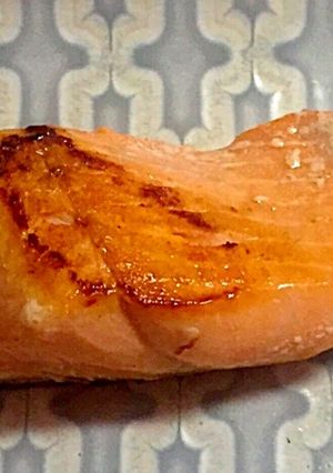 皮まで美味しい 秋鮭のフライパン焼き-レシピのメイン写真