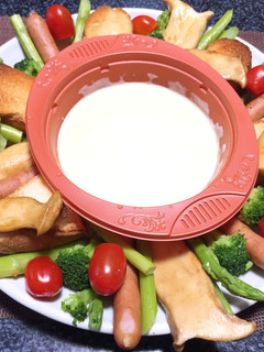 簡単!おつまみには最高チーズフォンデュ-レシピのメイン写真