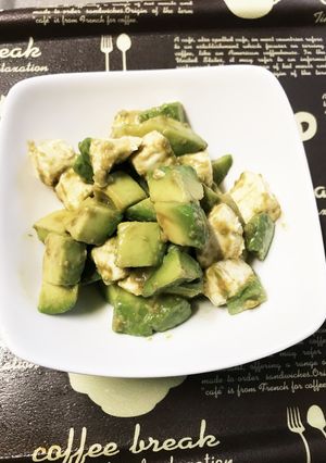 アボガドとクリームチーズのわさび醤油-レシピのメイン写真