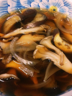 ナス、玉ネギ、舞茸で素麺の野菜つけ汁-レシピのメイン写真