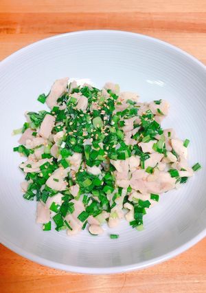 ◎超簡単◎鷄こま切れ肉のニラ塩ダレ和え-レシピのメイン写真