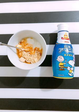 アマニ油ヨーグルト 痩せやすい身体に！-レシピのメイン写真