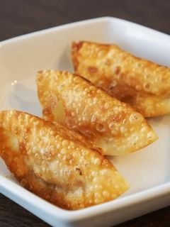 簡単☆チーズとハムの揚げ餃子☆-レシピのメイン写真