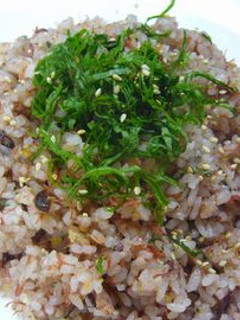 *コンビーフ+梅干+雑穀米=激ウマ炒飯*-レシピのメイン写真