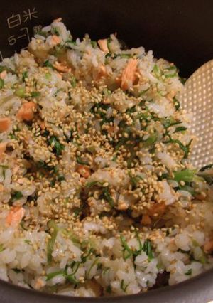 シャケとセリの混ぜご飯-レシピのメイン写真