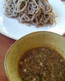 梅とみょうがの旨いつけダレで蕎麦を食う！