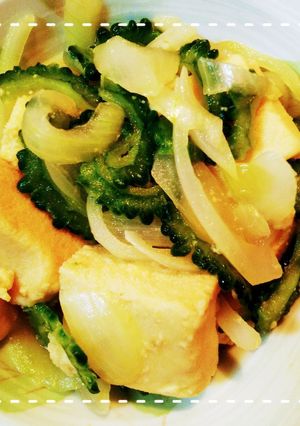 簡単！ゴーヤと高野豆腐の味噌炒め-レシピのメイン写真