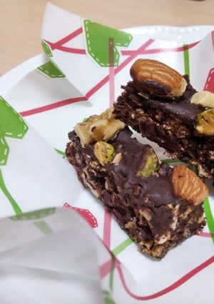 魅惑のナッツチョコクランチバー-レシピのメイン写真
