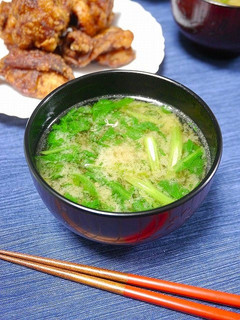 簡単!春菊とツナのお味噌汁-レシピのメイン写真