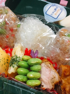 紅しょうが・枝豆・揚げ玉の麺つゆおにぎり-レシピのメイン写真
