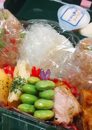 紅しょうが・枝豆・揚げ玉の麺つゆおにぎり-レシピのメイン写真