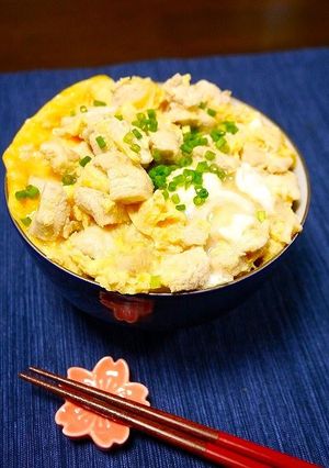 簡単！マヨ鶏の親子丼-レシピのメイン写真