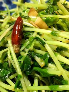 うま〜♪ 豆苗のにんにく炒め-レシピのメイン写真