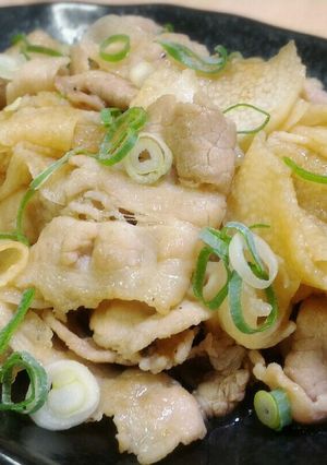 薄切り長芋と豚バラ肉のガーリック甘辛炒め-レシピのメイン写真