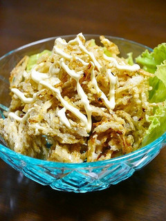 簡単!ゴボウのパリパリ揚げサラダ-レシピのメイン写真
