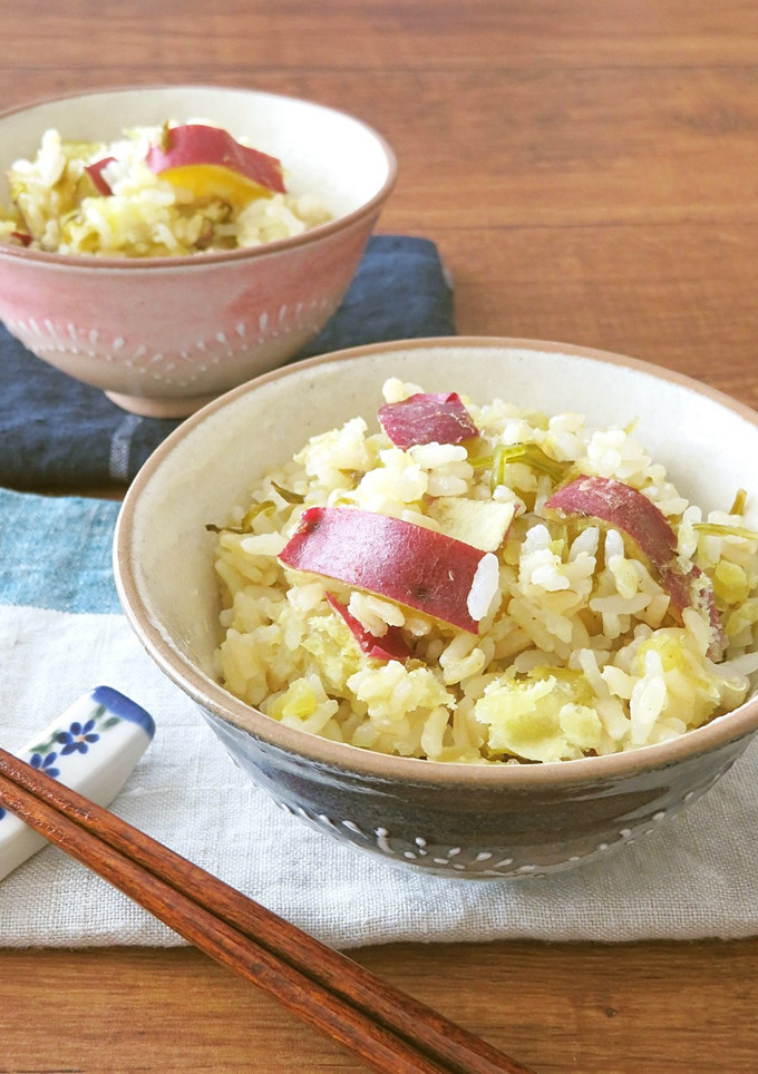 白だしで簡単☆さつまいもとめかぶごはん-レシピのメイン写真