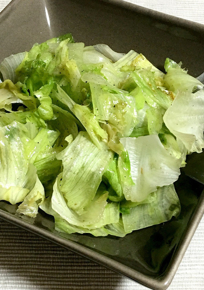 ちょいと一品★レタスのごま油白だし炒め-レシピのメイン写真