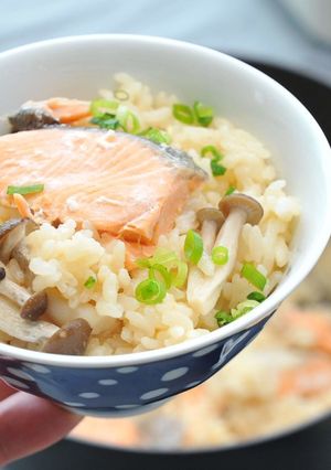 鮭の味噌バター炊き込みごはん-レシピのメイン写真