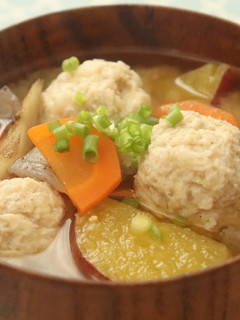 【腸活】鶏団子と根菜の具だくさん味噌汁-レシピのメイン写真