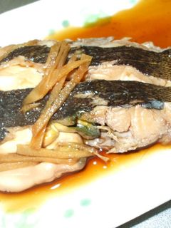 縁側も美味しく!圧力鍋でカレイの煮付け①-レシピのメイン写真