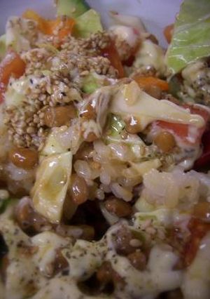 野菜進む☆幸せの納豆サラダご飯カフェ風☆-レシピのメイン写真