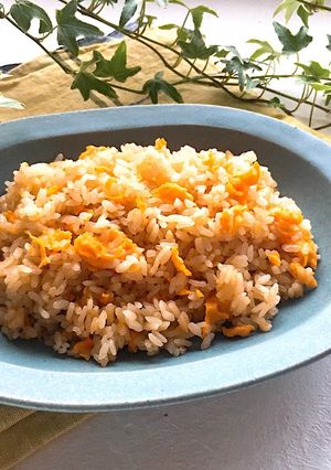 冷めても美味しい！炊飯器で玉子チャーハン-レシピのメイン写真
