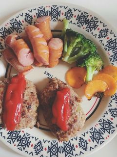 ハンバーグ-レシピのメイン写真