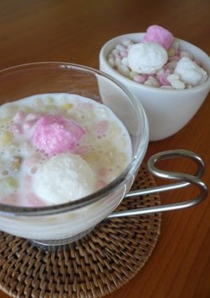 雛あられでサクサク甘~いホットミルク☆-レシピのメイン写真