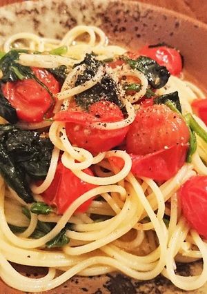 シンプル塩パスタ(ほうれん草プチトマト)-レシピのメイン写真