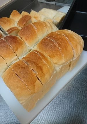 スクエア型で『最大食パン♪』-レシピのメイン写真