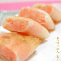 รูปของ 揚げなくてもカリカリ☆タラモ春巻き
